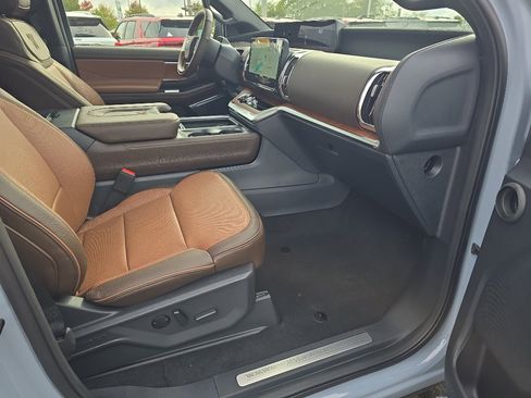 New 2025 Ford Expedition Max King Ranch image 23