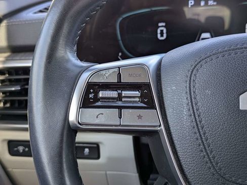 Used 2024 Kia Telluride EX w/ EX Captain's Chair Package image 29