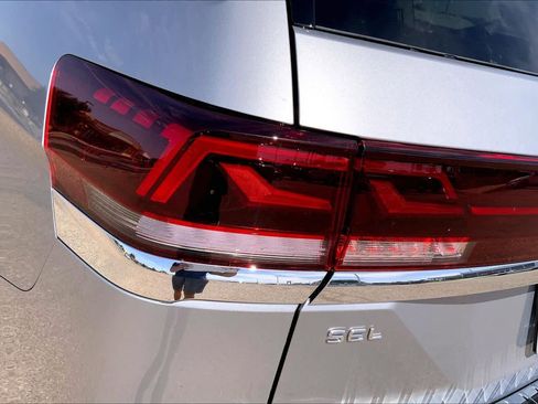 New 2026 Volkswagen Atlas SEL Premium R-Line AWD/4WD image 14