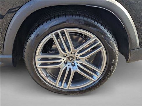 New 2026 Mercedes-Benz GLS 450 4MATIC image 10