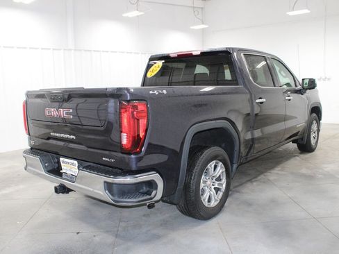 Used 2024 GMC Sierra 1500 SLT image 9