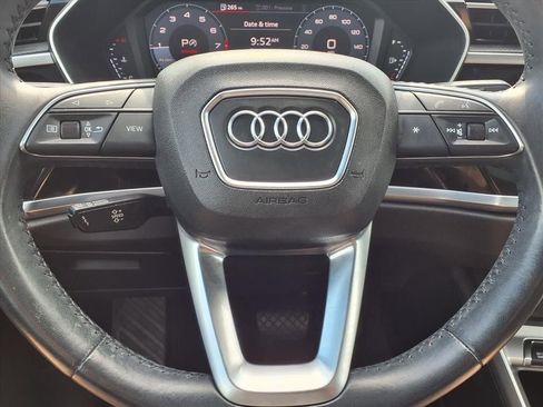 Used 2019 Audi Q3 2.0T Premium w/ Convenience Package image 18