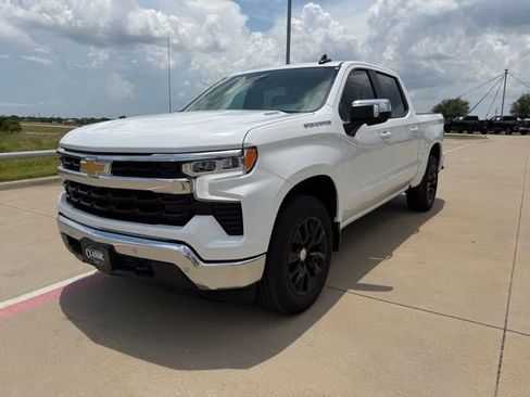 Used 2026 Chevrolet Silverado 1500 LT w/ All Star Edition Plus RWD image 8