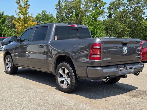 Used 2023 RAM 1500 Laramie AWD/4WD image 3
