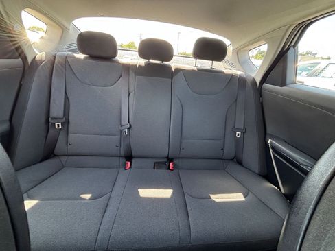 Used 2025 Kia K4 LXS FWD image 37