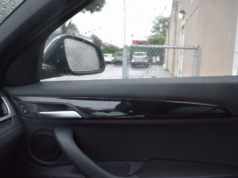 Used 2023 BMW X2 sDrive28i image 20