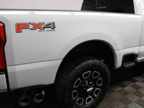 Used 2026 Ford F250 Platinum AWD/4WD image 48