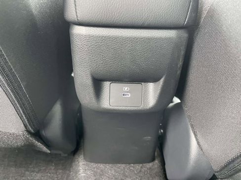 Used 2025 Nissan Versa SV w/ Trunk Package image 11