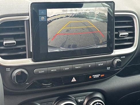 New 2026 Hyundai Venue SEL image 9