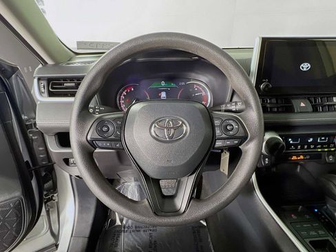 Used 2024 Toyota RAV4 LE image 11