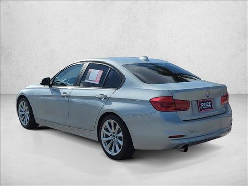 Used 2018 BMW 320i Sedan image 5