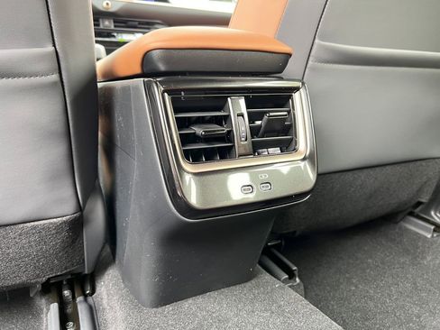 New 2026 Toyota Crown Signia AWD/4WD image 16