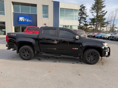 Used 2016 Chevrolet Colorado Z71 w/ Z71 Midnight Edition image 5
