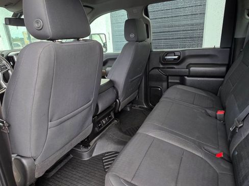 Used 2022 Chevrolet Silverado 2500 LT w/ Convenience Package image 34