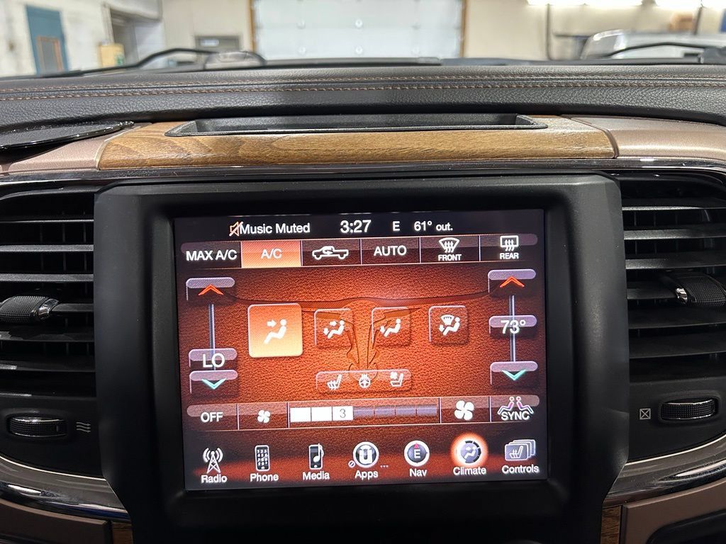 Used 2014 RAM 1500 Laramie Longhorn w/ Convenience Group AWD/4WD image 32