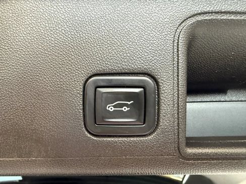 Used 2022 GMC Terrain AT4 w/ Infotainment Package II AWD/4WD image 20