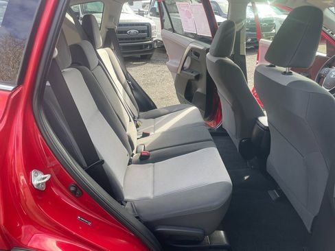 Used 2013 Toyota RAV4 LE AWD/4WD image 26