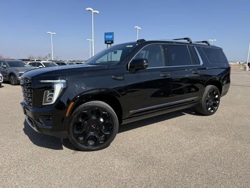 New 2026 GMC Yukon XL Denali Ultimate image 2