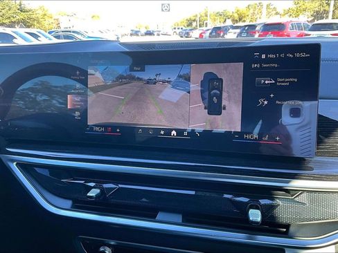 New 2026 BMW X7 xDrive40i w/ M Sport Package image 17