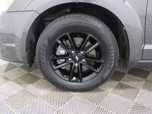 Used 2020 Dodge Journey SE w/ Blacktop Package image 34