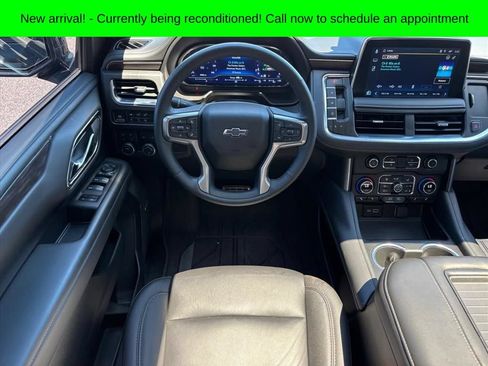 Used 2024 Chevrolet Tahoe Z71 w/ Luxury Package AWD/4WD image 15