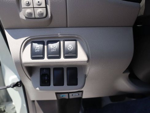 Used 2012 Nissan Leaf SL FWD image 19