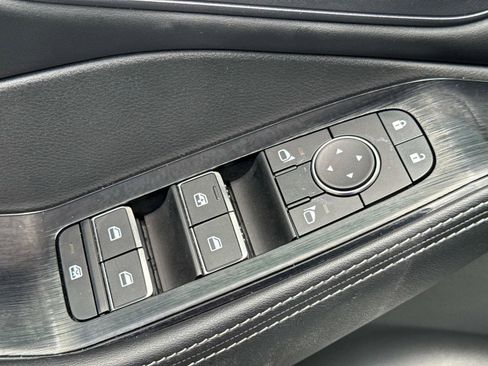 Used 2024 Nissan Rogue SL w/ SL Premium Package FWD image 20