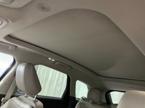 Used 2022 Lincoln Corsair Grand Touring image 15