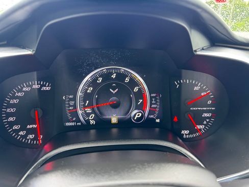 Used 2014 Chevrolet Corvette Stingray Convertible w/ 3LT Preferred Equipment Group RWD image 21