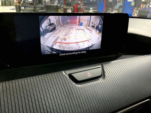 Used 2024 MAZDA CX-90 3.3 Turbo w/ Select Package image 26