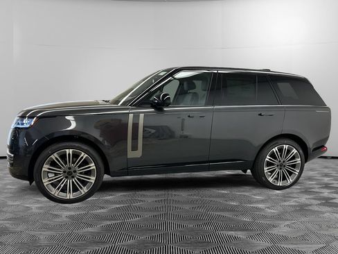 New 2026 Land Rover Range Rover SE AWD/4WD image 2