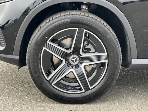 New 2026 Mercedes-Benz GLC 300 image 11