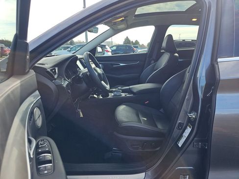 Used 2025 INFINITI QX50 Luxe image 4