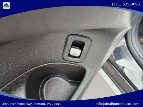 Used 2016 Mercedes-Benz C 300 4MATIC Sedan w/ Multimedia Package image 24