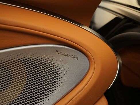 Used 2021 McLaren GT image 17