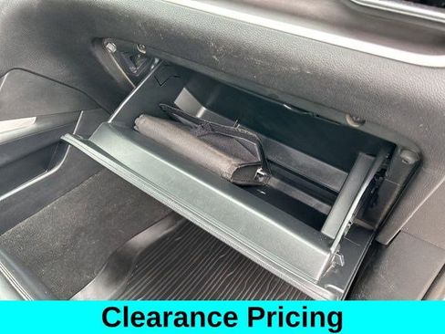 Used 2021 Ford Explorer XLT image 53