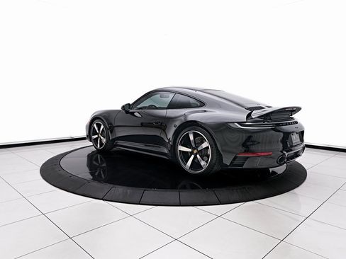 Used 2024 Porsche 911 Carrera S image 15