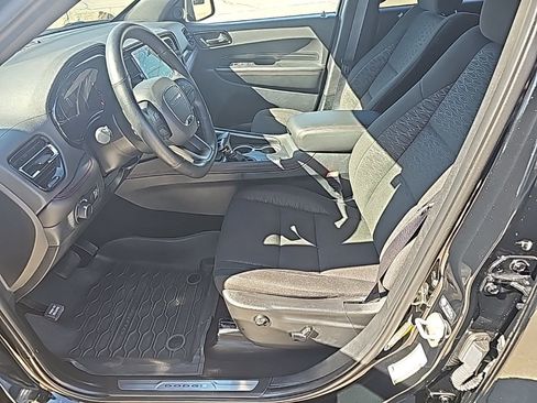 Certified 2025 Dodge Durango R/T w/ Trailer Tow Group IV image 2