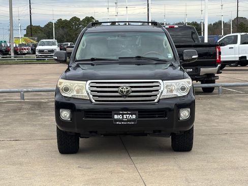 Used 2013 Toyota Land Cruiser image 9