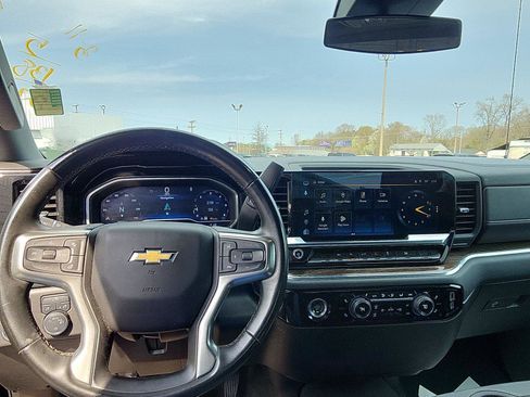 Used 2023 Chevrolet Silverado 1500 LT w/ Protection Package image 16