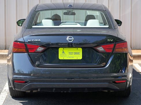 Used 2022 Nissan Altima 2.5 SV FWD image 43