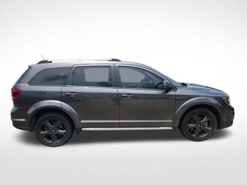 Used 2020 Dodge Journey Crossroad FWD image 9