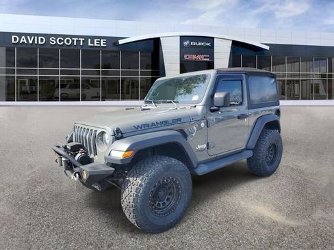 Used 2021 Jeep Wrangler Sport AWD/4WD image 2