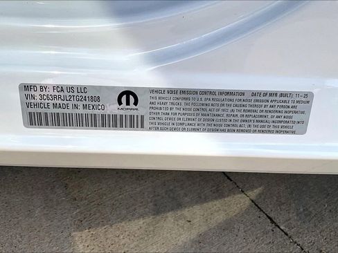 New 2026 RAM 3500 Laramie w/ Max Tow Package AWD/4WD image 17