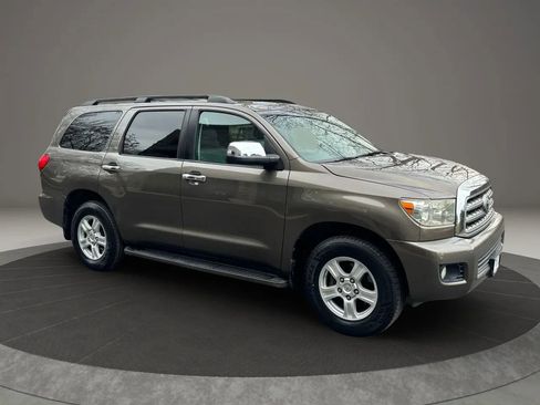 Used 2008 Toyota Sequoia Limited image 10