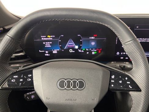 New 2025 Audi SQ5 Premium Plus image 22