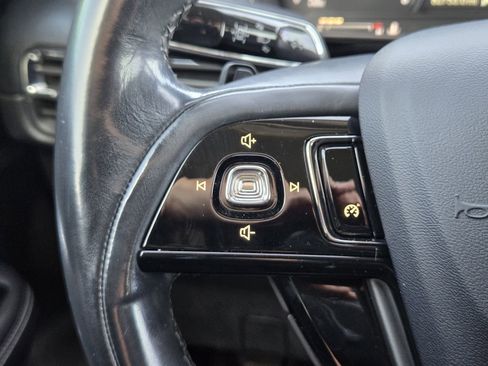 Used 2020 Lincoln Corsair FWD image 28