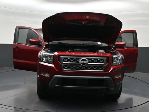 Used 2023 Nissan Frontier SV w/ Technology Package RWD image 40