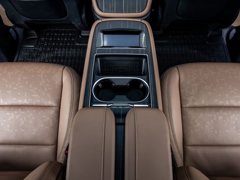 Used 2025 Lincoln Navigator Black Label AWD/4WD image 29