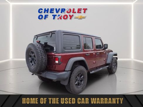 Used 2021 Jeep Wrangler Unlimited Sport AWD/4WD image 9